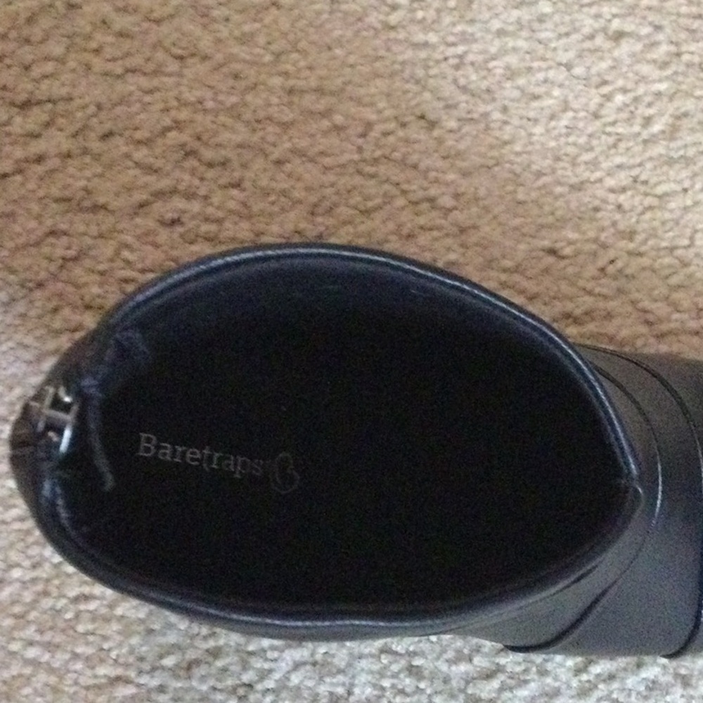 Elegant Black Ankle Boots - Picture 6 of 8